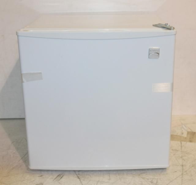 Kenmore Chill 4691882 Compact Refrigerator