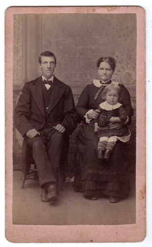 CDV Photo Family 1 Child P A Gausemel Kenyon Minnesota MN