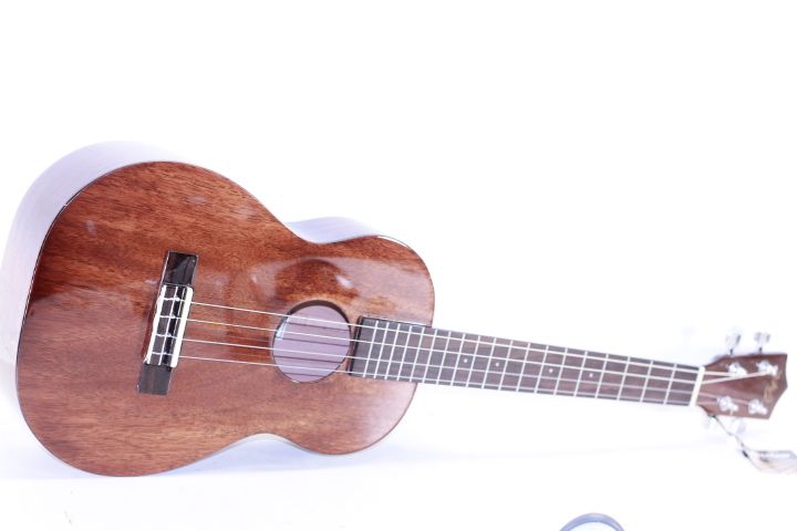 Koloa Baritone Ukulele Solid Mahogany