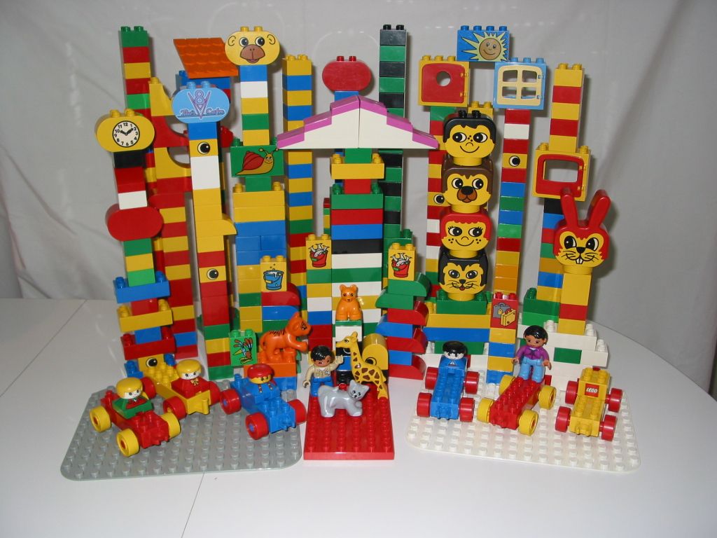 Large Lot Lego Duplo People Animals Cars Bases Blocks