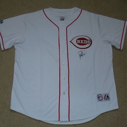 Barry Larkin Autographed Jersey Reds w Proof