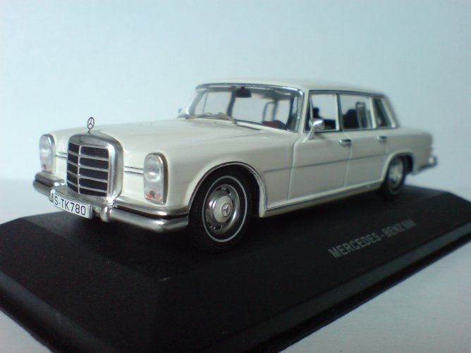 43 Mercedes Benz 600