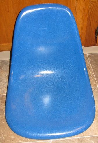 Miller Side Shell Chair on Swivel Stand on Wheels Used Eames