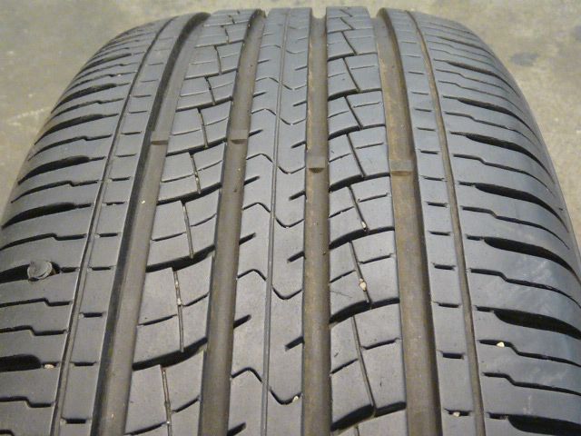 ONE KUMHO SOLUS KH 16, 225/55R19 225/55/19 P225/55R19 225 55 19, TIRE