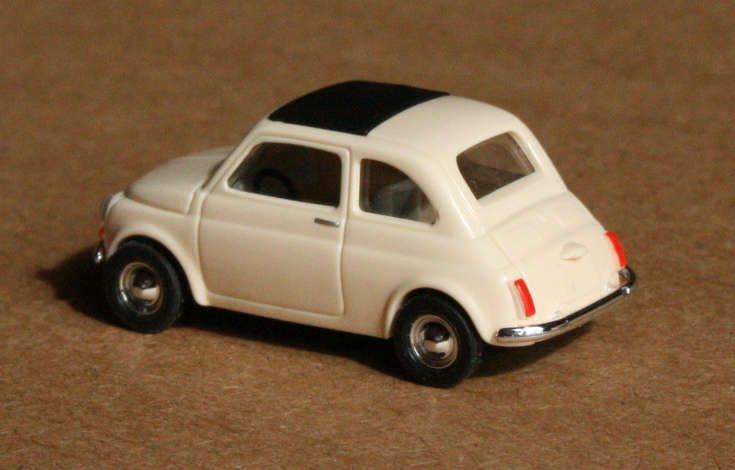 Fiat 500, beige, H0 187