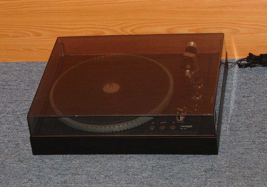 Thorens TD 105   Plattenspieler  