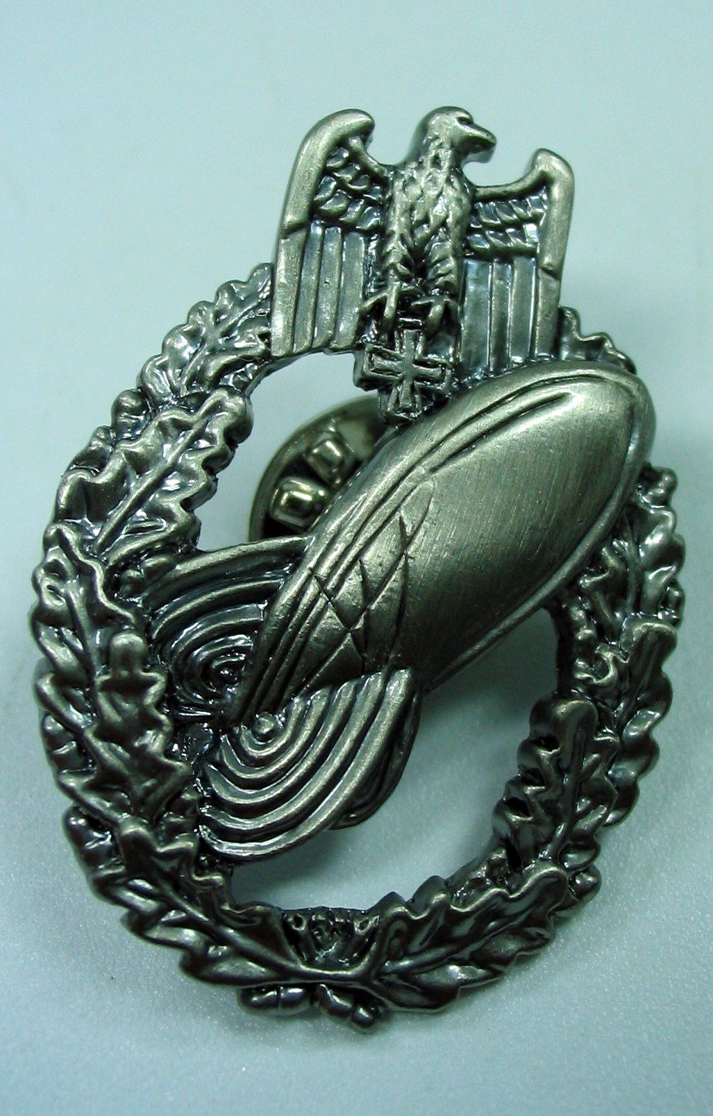 PIN WEHRMACHT Zeppelin Abzeichen   Luftschiff