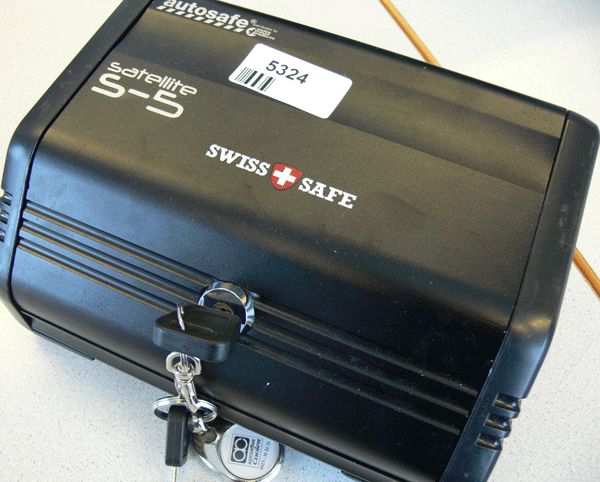 Autosafe S 5 Satellite Swiss+Safe