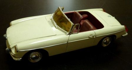 Modellauto MGB 118 Corgi 4QN174