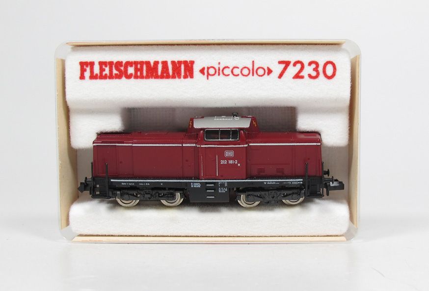 Spur N   FLEISCHMANN  7230DB BR 212 181 2OVP / 5 F