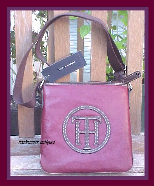 Tommy Hilfiger Logo Messenger Handtasche 2012 Kollektion grosses Logo