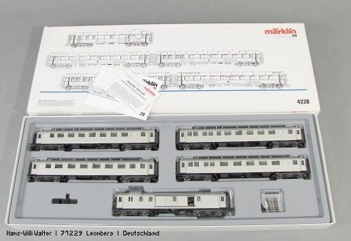 Clix 8018  Märklin 4228   Metall Technologie Schau 199