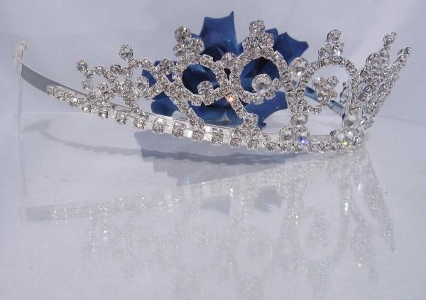 KÖNIGLICH Traum Diadem   Tiara zur Hochzeit funkelnd