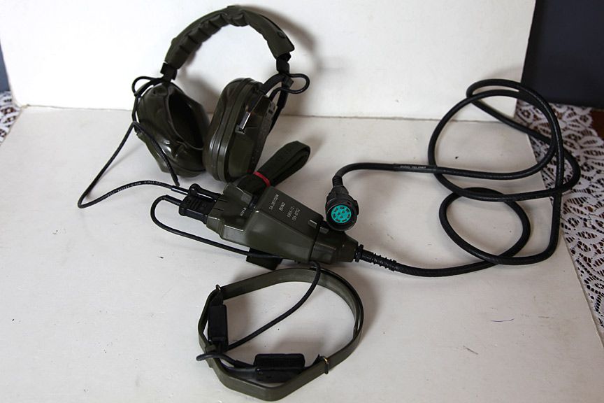 PANZER KOPFHÖRER KEHLKOPFMIKROFON FUNK HEADPHONES SEM 267 BW