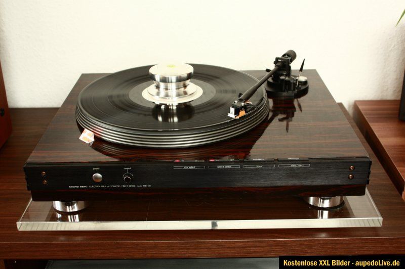 MICRO SEIKI MB 38 mit SHURE V15IV AUTOMATIC BELT DIRVE TURNTABLE