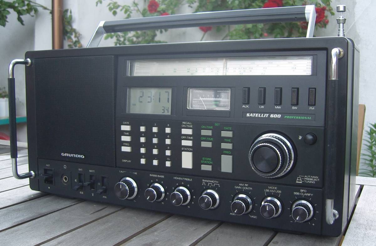 GRUNDIG SATELLIT 600 Professional Weltempfenger