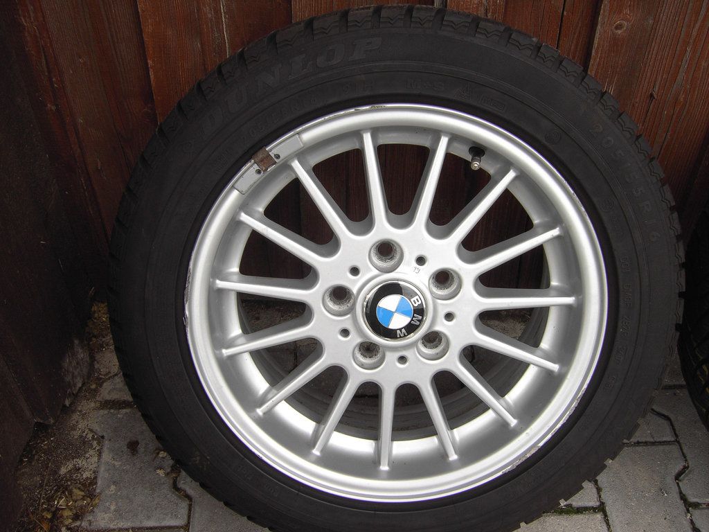 3er BMW E90 E91 E92 E93 Winterradsatz RADIALSPEICHE 32