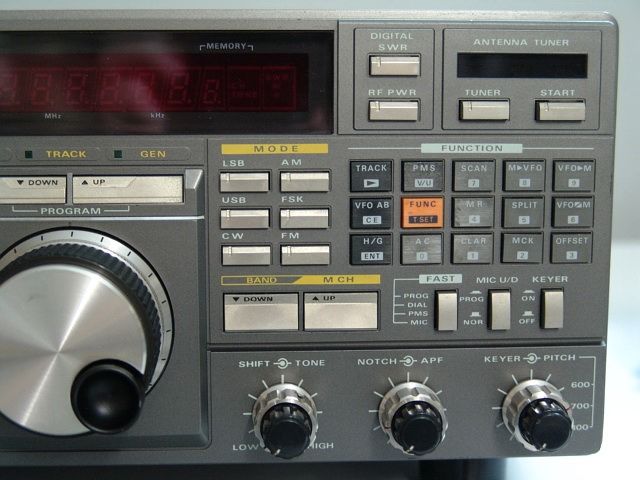 YAESU FT 767GX All Mode KW Transceiver [389 24]