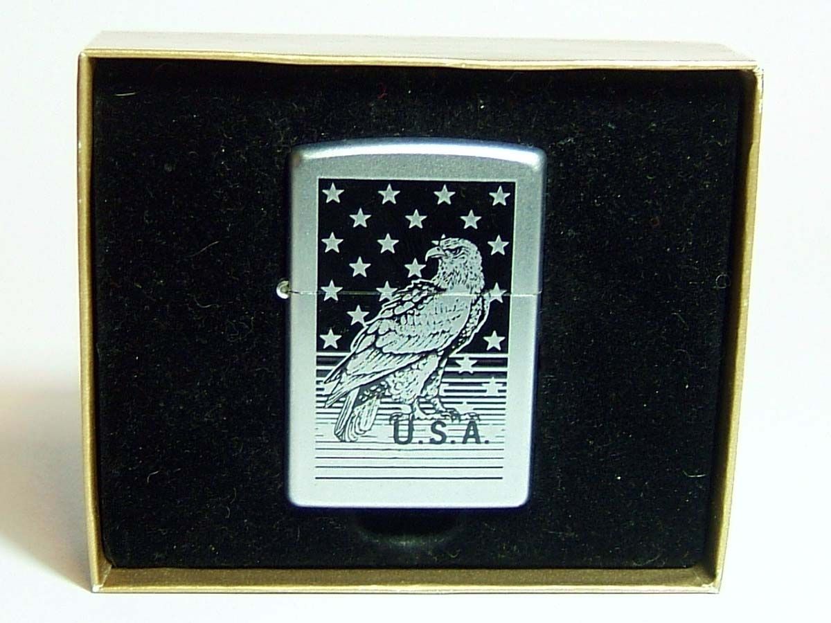 Original Zippo E 02 in Geschenkbox Adler U.S.A