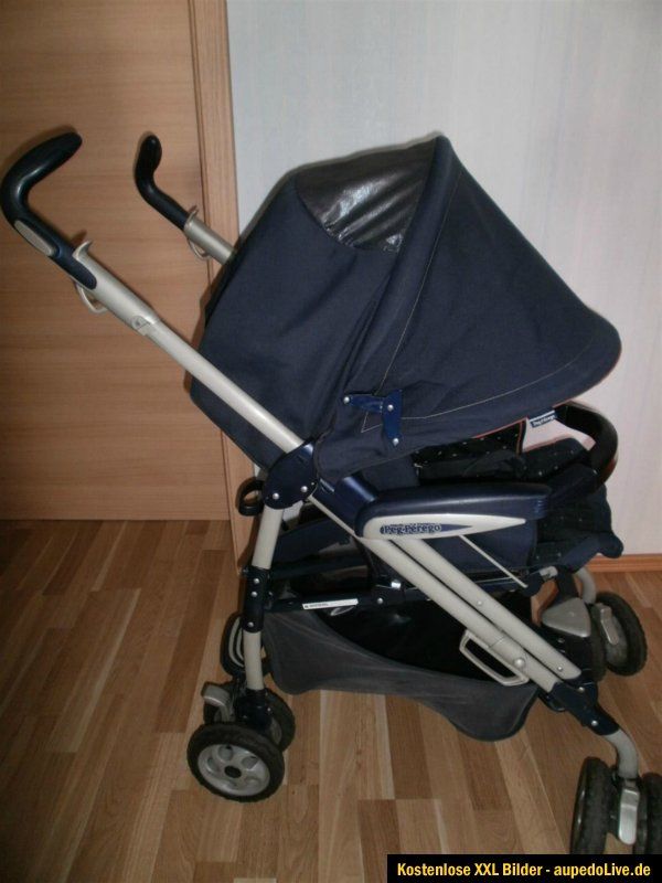 Peg Perego Pliko P3 Kinderwagen Buggy mit Trittbrettchen dunkelblau