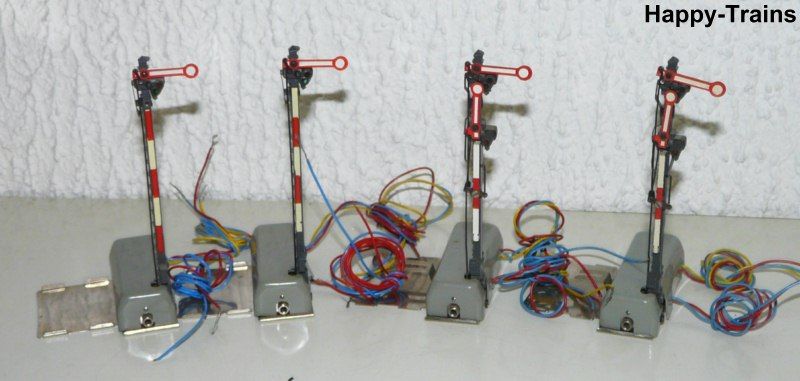 4x Märklin Signale / 2x 7040 +2x 7039 Flügelsingal / Hauptsignal H0