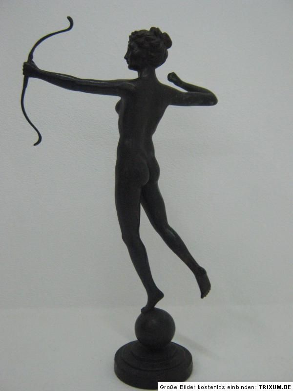 BRONZE FRAUENFIGUR SIGNIERT P.CHENET ART DECO