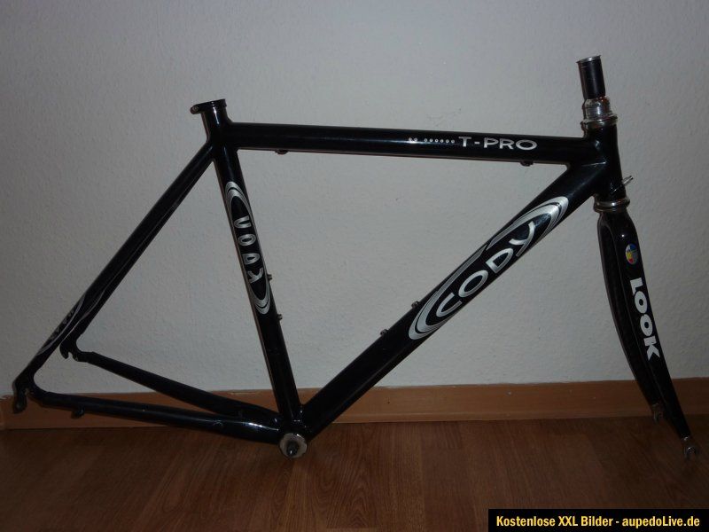 Cody Rennrad Rahmen   LOOK Carbon Gabel   Campagnolo Record