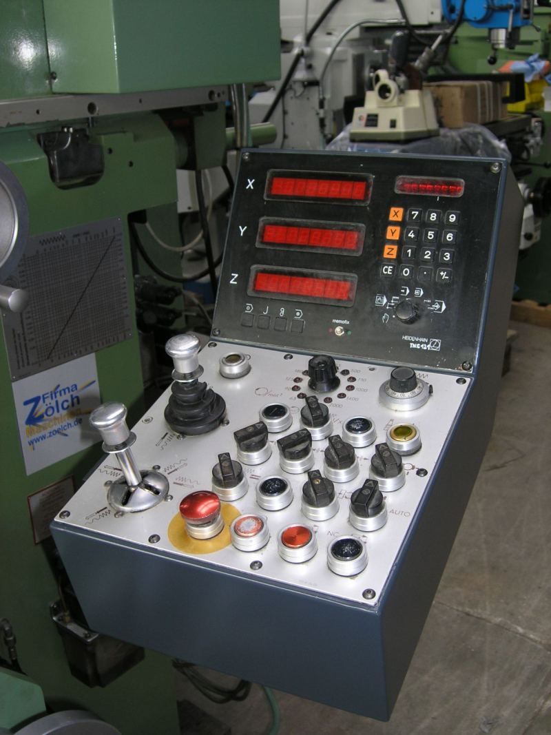 Hermle UWF 801 Fräsmaschine Heidenhain TNC 121