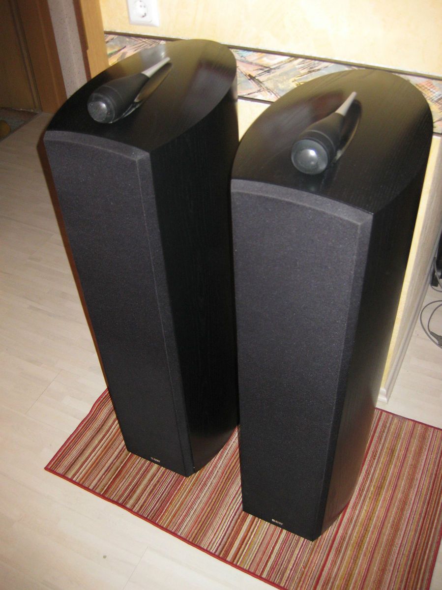 Bowers & Wilkins Nautilus 803 High End Lautsprecher Esche