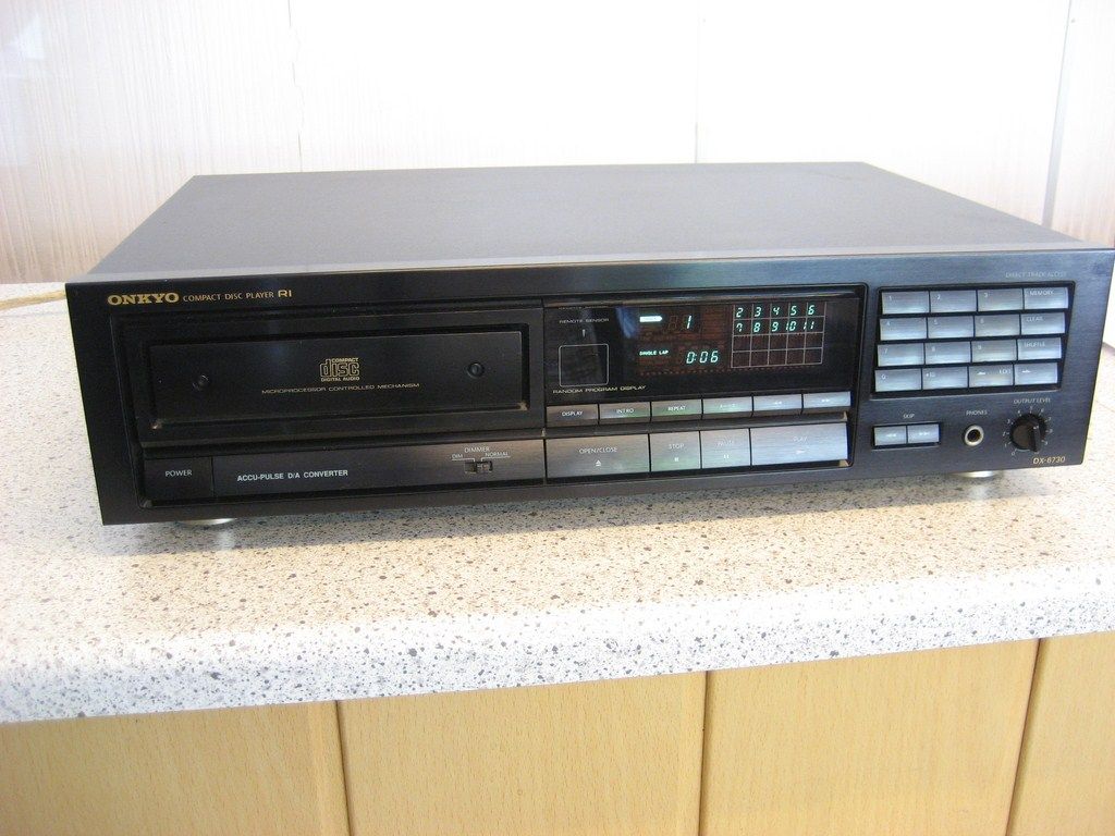 ONKYO DX 6730  DX6730  CD Player