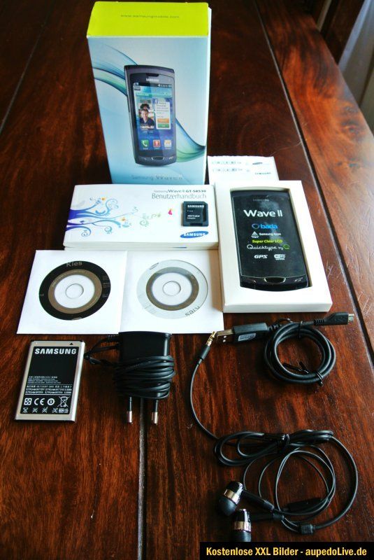 Samsung Wave II~S8530 2 GB~Ebony Gray~Ohne Simlock~Smartphone~Top