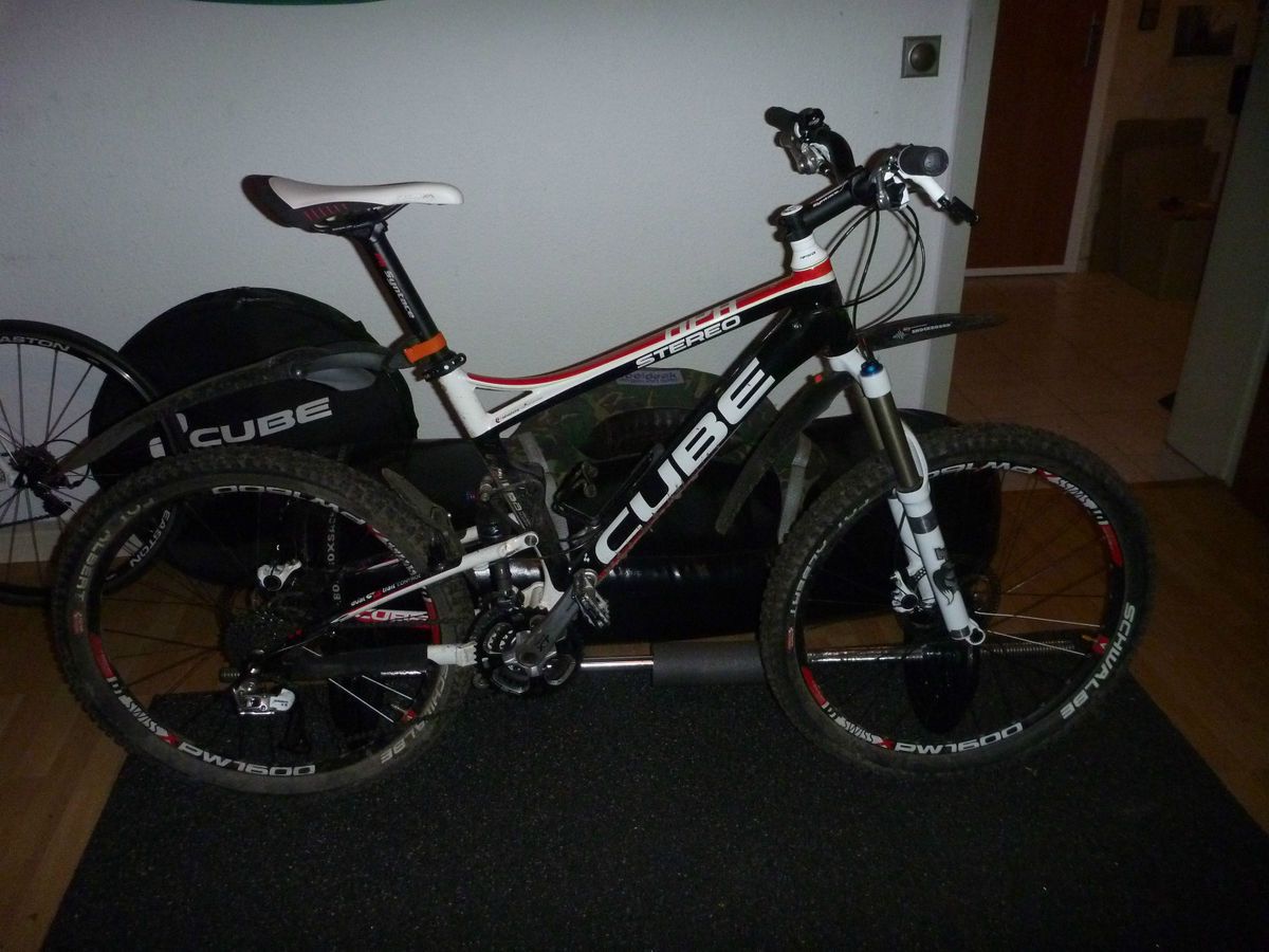 MTB Cube Stereo 2010 rot/weiß/schwarz XT