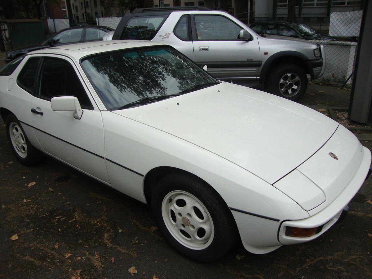 Porsche 924 Targa