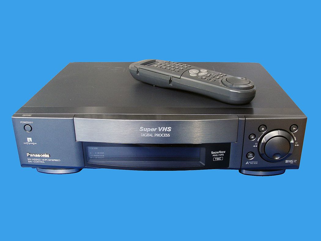Panasonic NV   HS 950 S VHS u. VHS Videorekorder NV HS950