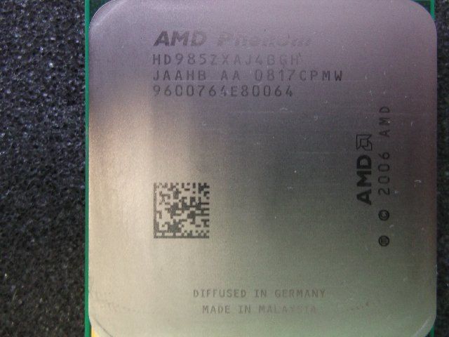 AMD Phenom X4 9850 Black Edition HD985ZXAJ4BGH SockelAM2 AM2+