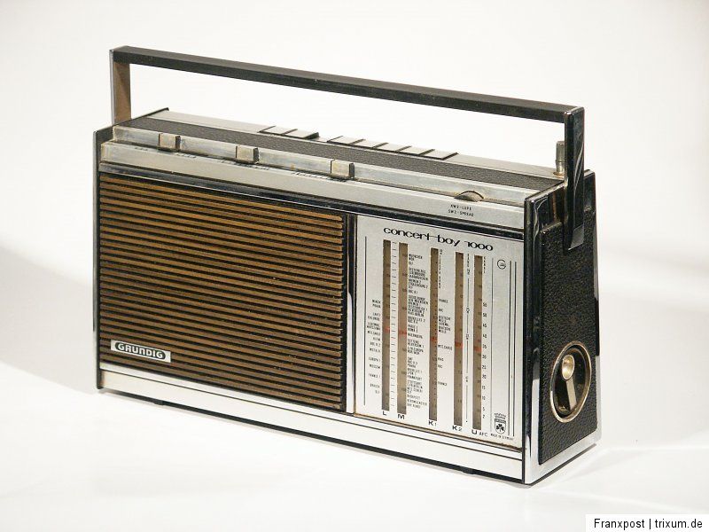 GRUNDIG CONCERT BOY 1000 SCHICKES KOFFERRADIO WELTEMPFÄNGER RADIO